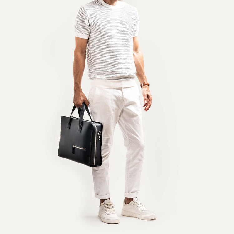 Porte-documents en cuir compact