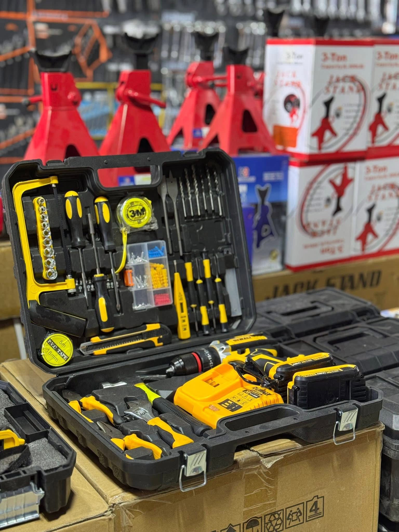طقم المثقاب والأدوات اللاسلكي Dewalt