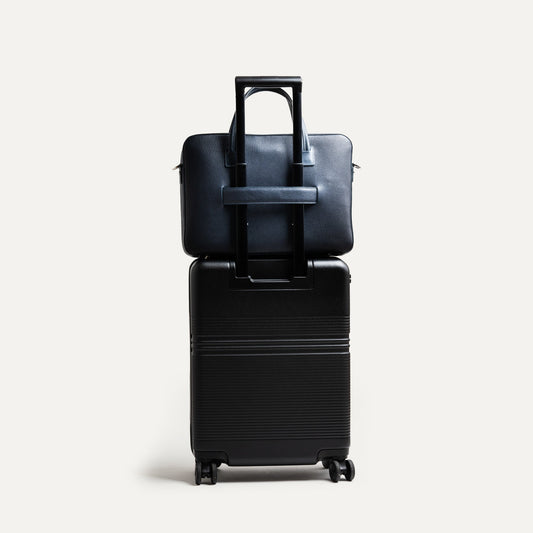 Cartable Pro / Ordinateur medium en cuir grainé - MARINE