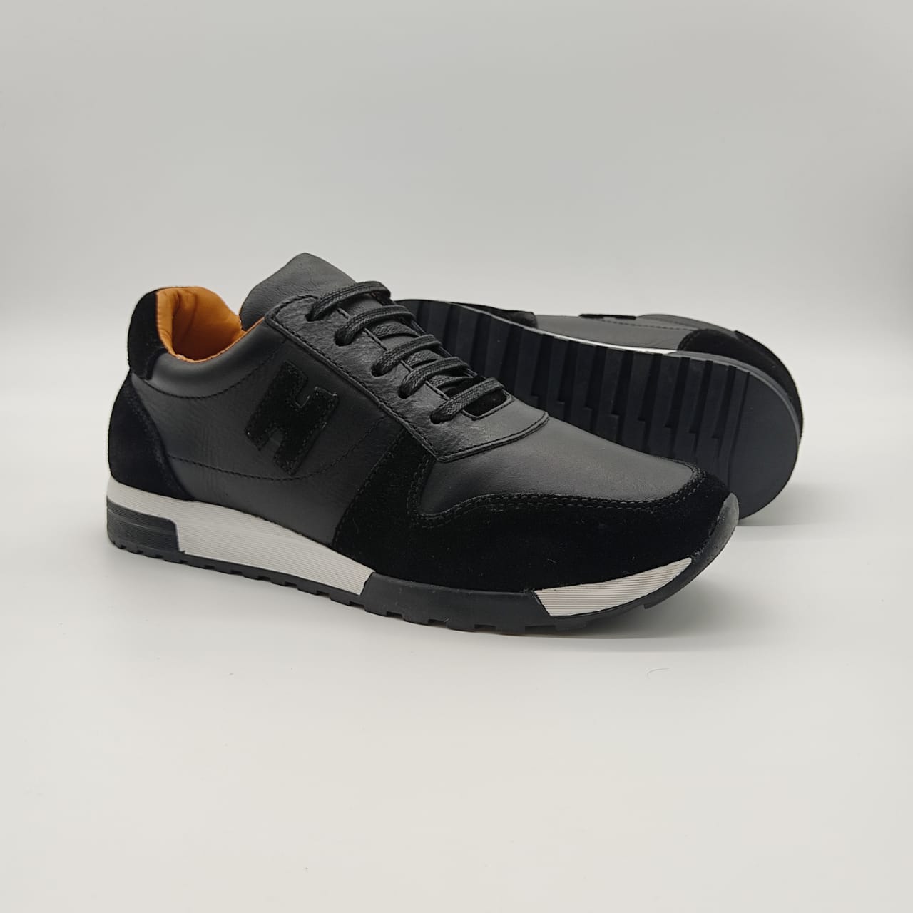 #ESP-NOIR-44